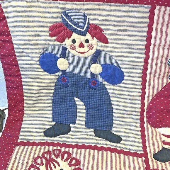 Vintage RAGGEDY ANN & ANDY Handmade Patchwork Baby Quilt Crib Blanket 30” x  30” - Picture 3 of 10